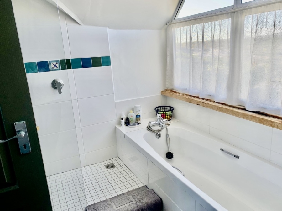 5 Bedroom Property for Sale in Jakkalsfontein Western Cape